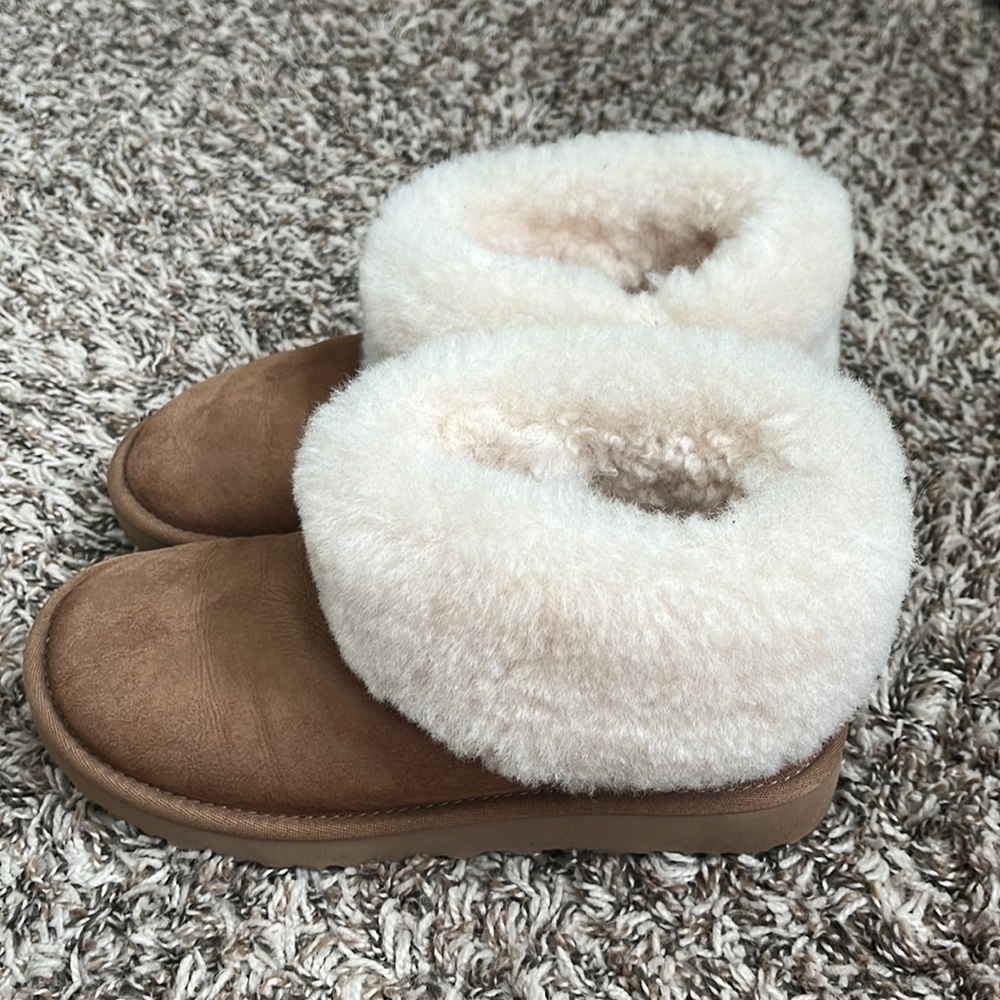 UGG Mini Fluff Boots